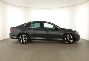 Volkswagen Passat - 2019