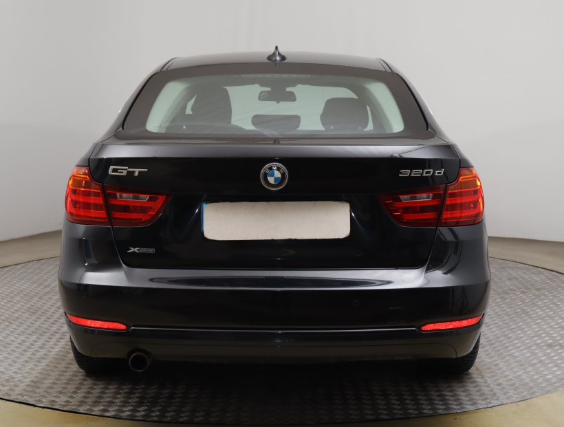 BMW 3GT, 2015