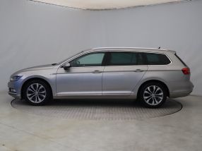 Volkswagen Passat - 2015