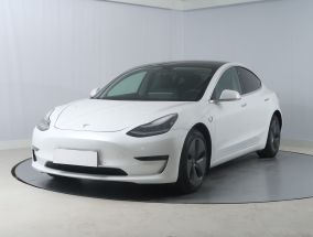 Tesla Model 3 - 2020