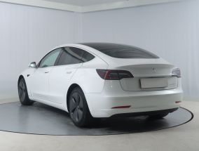 Tesla Model 3 - 2020