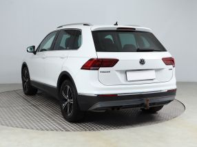 Volkswagen Tiguan - 2018