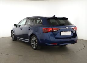 Toyota Avensis - 2015