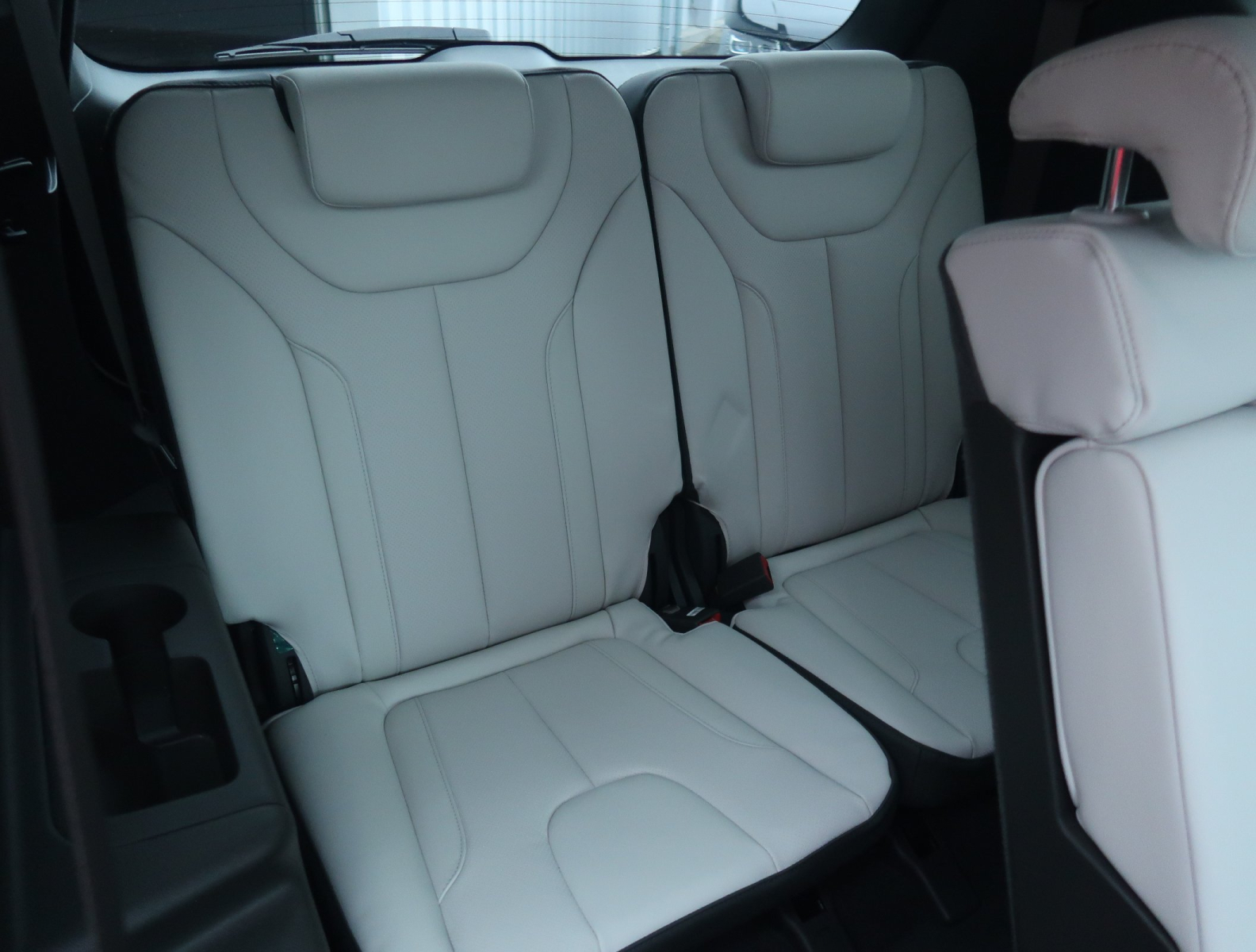 Hyundai Santa Fe - 2022