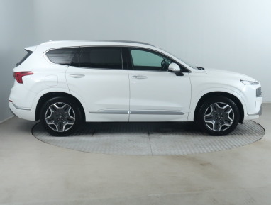 Hyundai Santa Fe - 2022