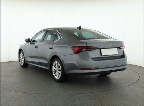 Škoda Octavia - 2023