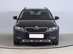Škoda Octavia Scout - 2015