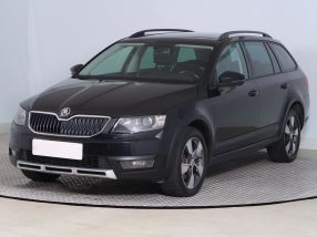 Škoda Octavia Scout - 2015