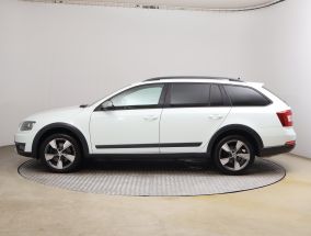 Škoda Octavia Scout - 2016