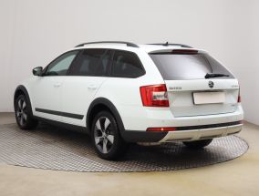 Škoda Octavia Scout - 2016