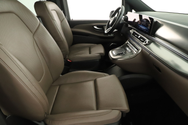 Mercedes-Benz V - 2024