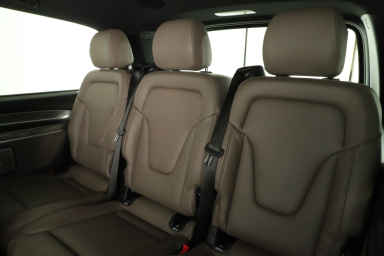 Mercedes-Benz V - 2024