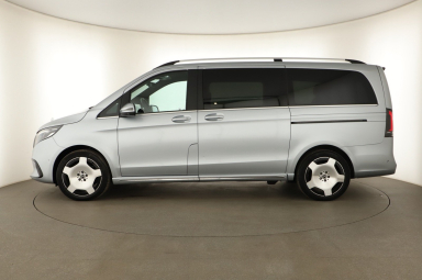 Mercedes-Benz V - 2024