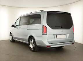 Mercedes-Benz V - 2024