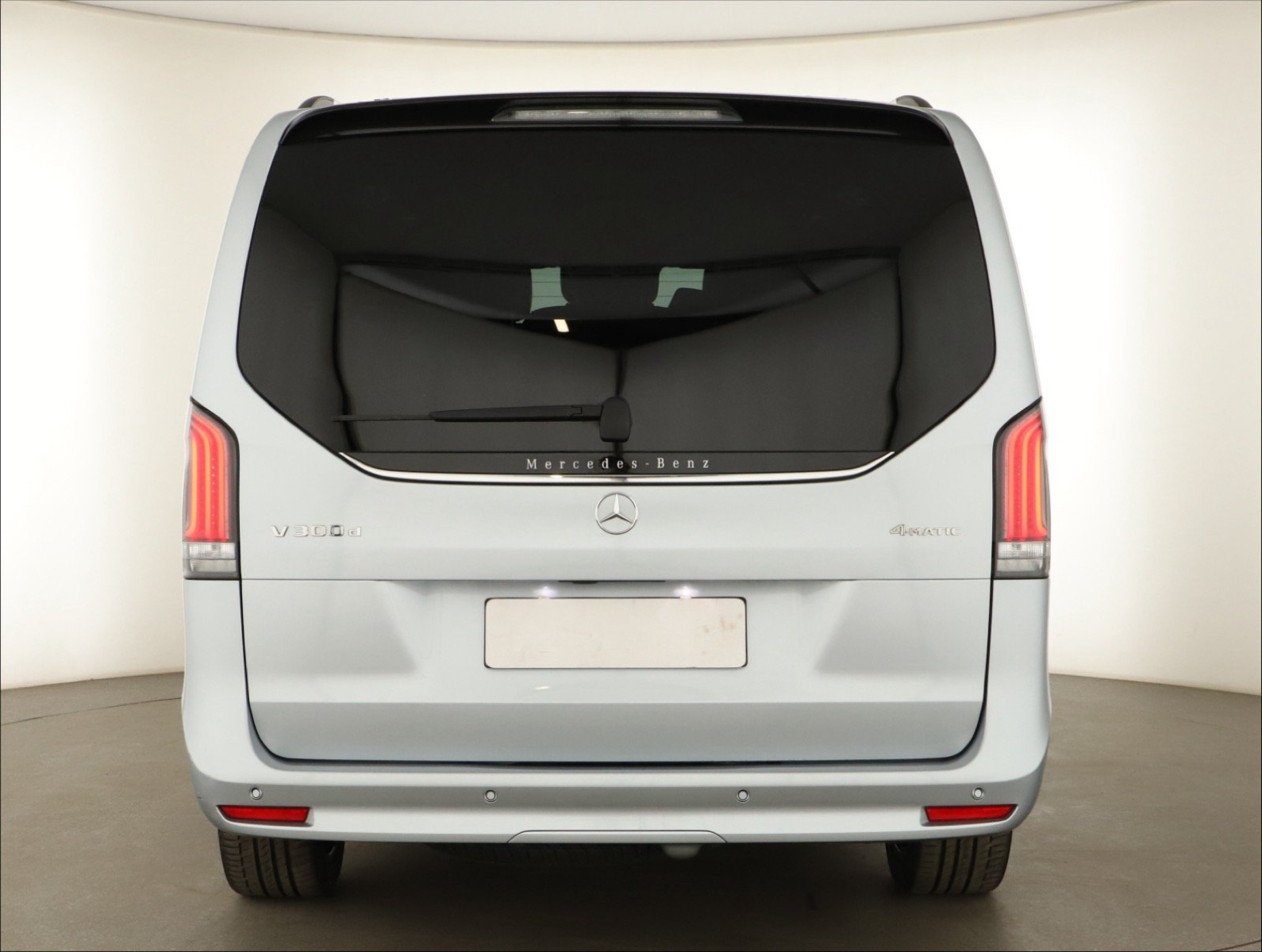 Mercedes-Benz V - 2024