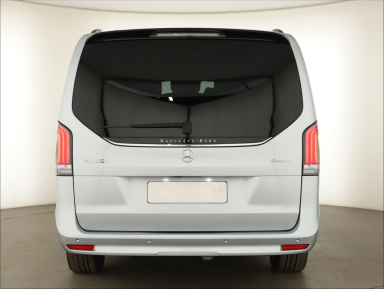 Mercedes-Benz V - 2024