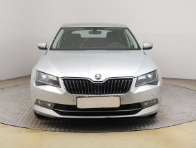Škoda Superb - 2016