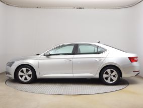 Škoda Superb - 2016