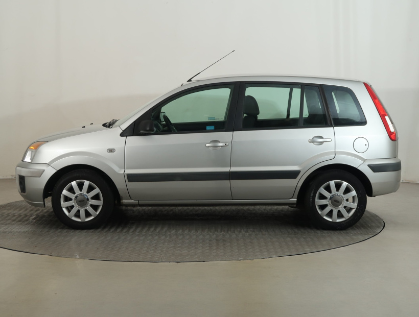 Ford Fusion, 2009