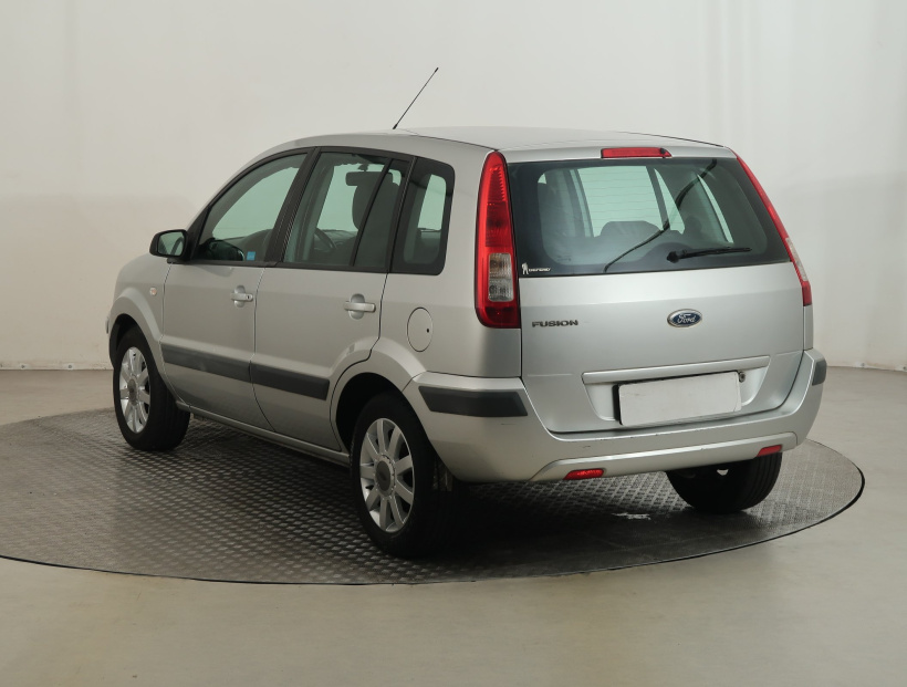 Ford Fusion, 2009