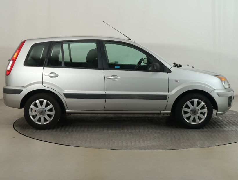 Ford Fusion, 2009