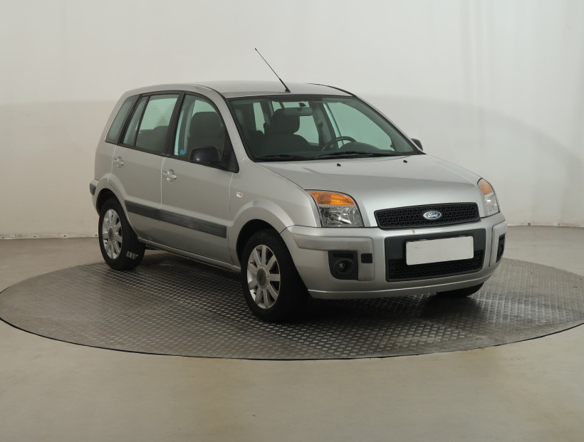 Ford Fusion, 2009