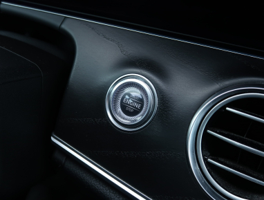 Mercedes-Benz E - 2020