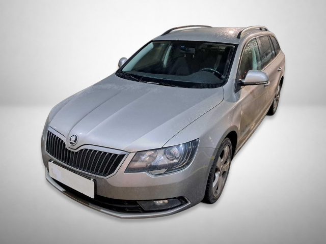 Škoda Superb 2015