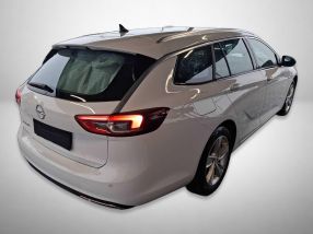 Opel Insignia - 2021