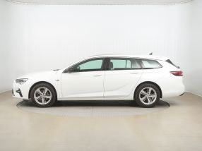 Opel Insignia - 2021