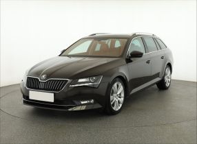 Škoda Superb - 2017