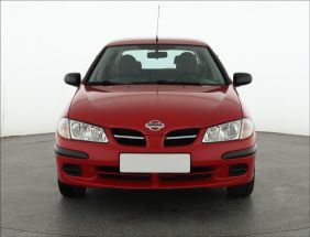 Nissan Almera - 2002