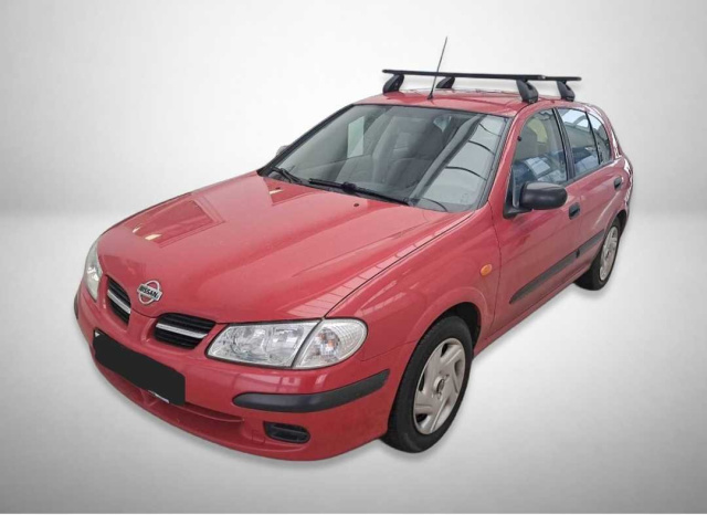 Nissan Almera 2002