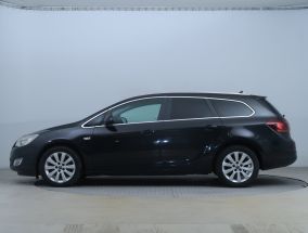 Opel Astra - 2012