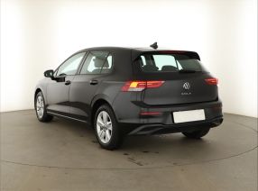 Volkswagen Golf - 2021