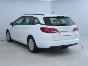 Opel Astra - 2020
