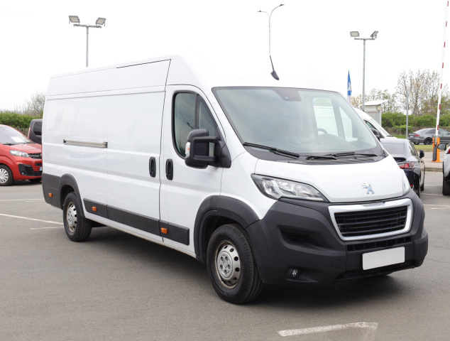 Peugeot Boxer 2021