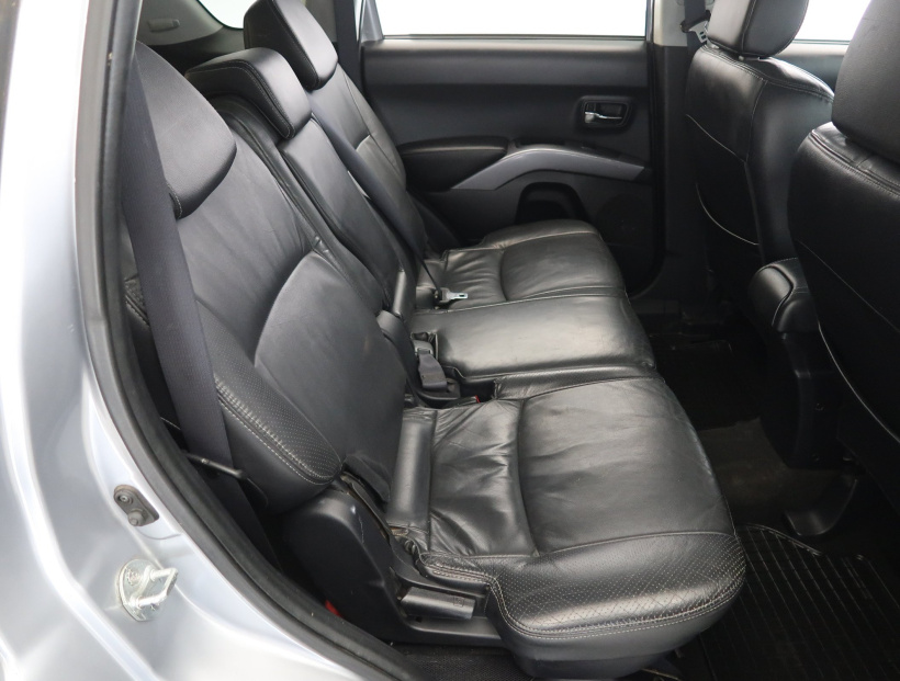 Mitsubishi Outlander, 2009