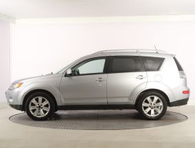 Mitsubishi Outlander - 2009