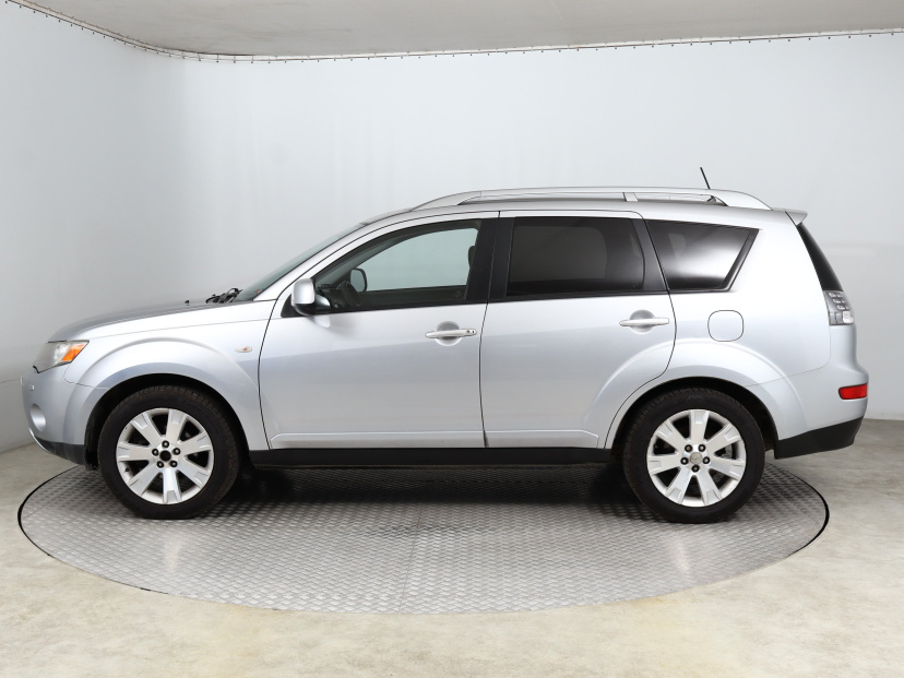 Mitsubishi Outlander, 2009