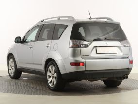 Mitsubishi Outlander - 2009