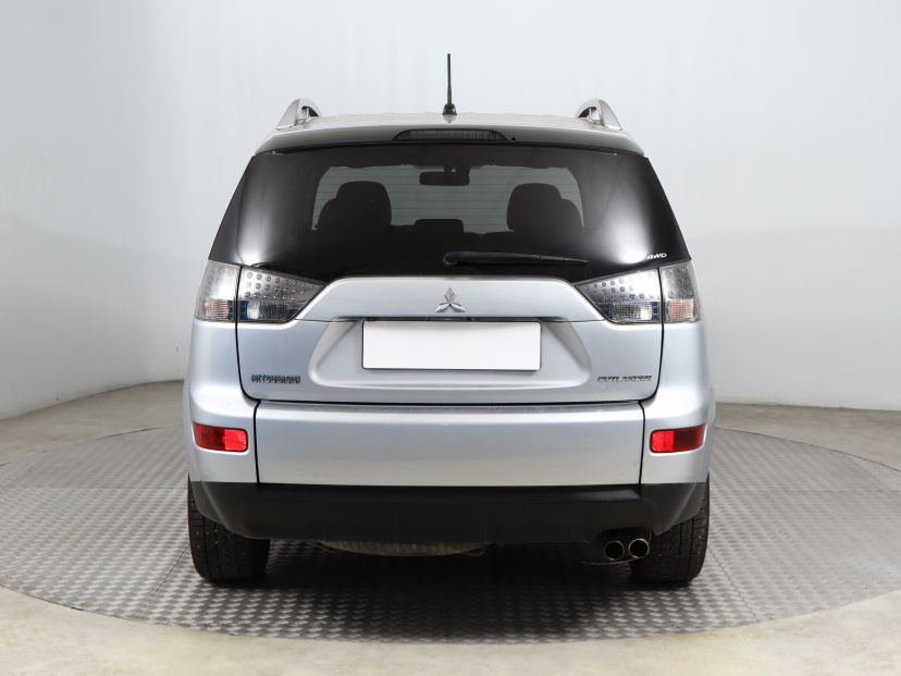 Mitsubishi Outlander, 2009