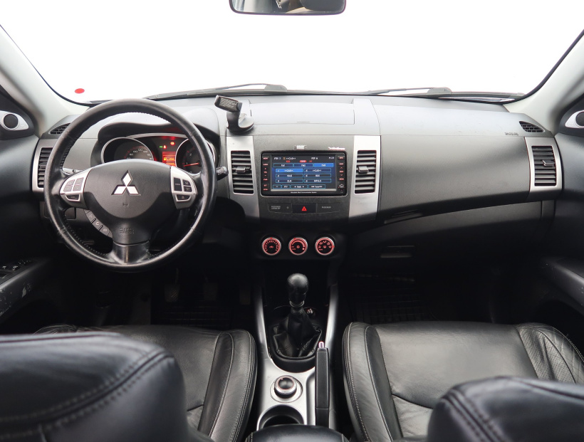 Mitsubishi Outlander, 2009