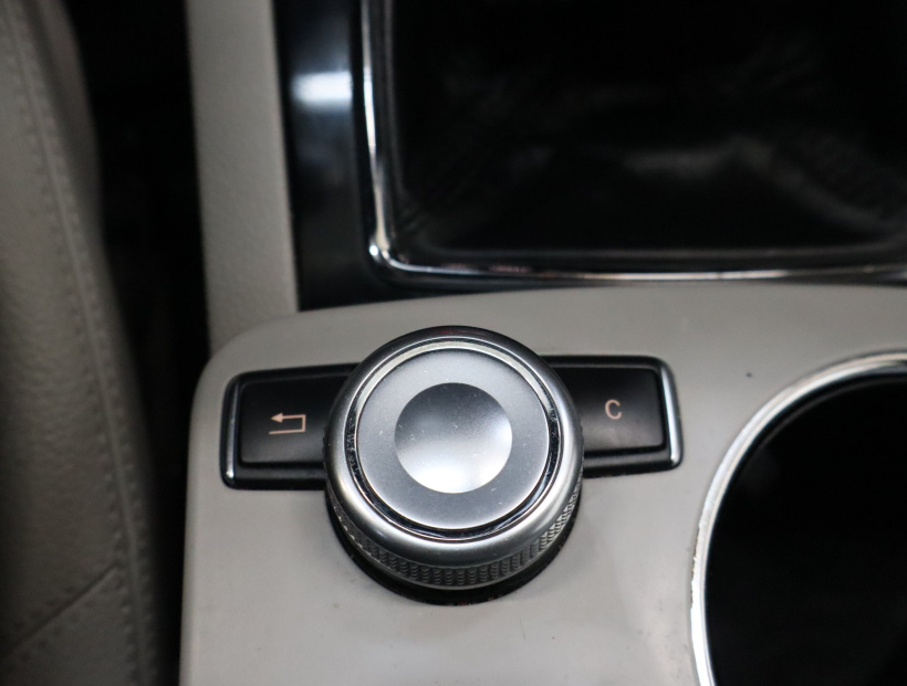 Mercedes-Benz GLK, 2011