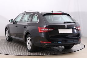 Škoda Superb - 2016