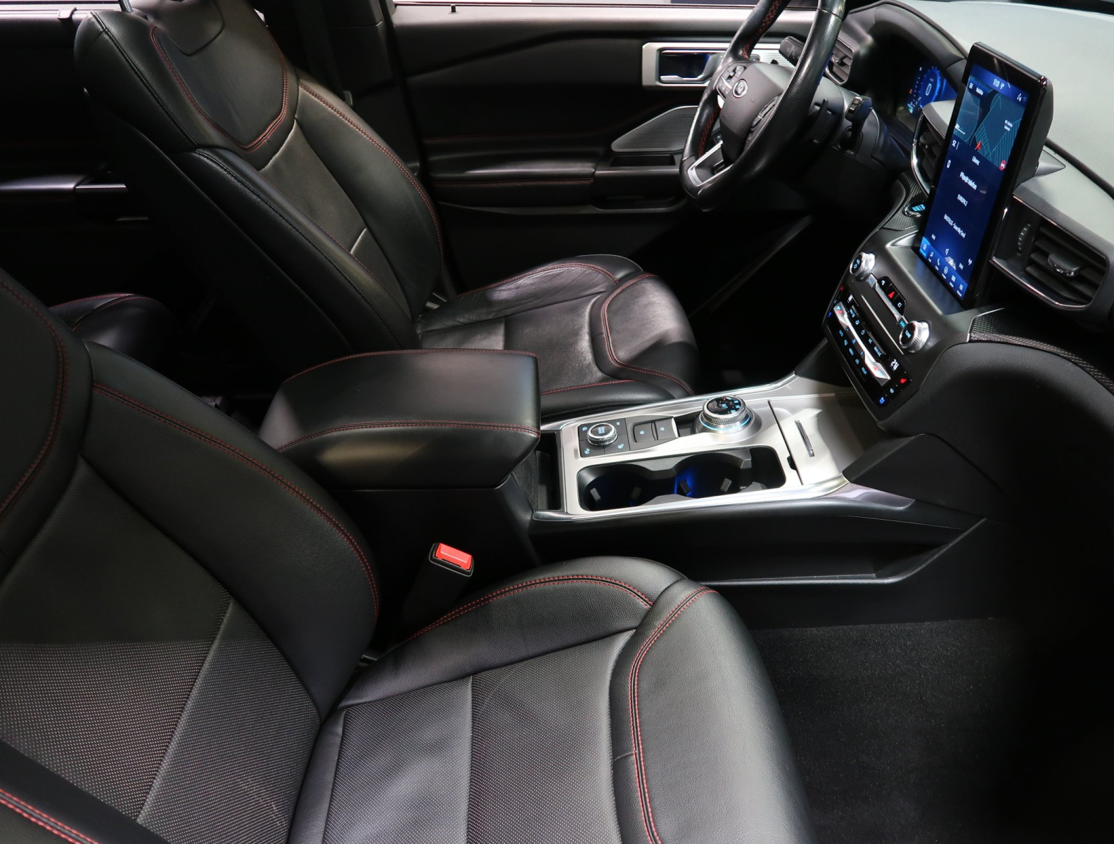 Ford Explorer - 2021