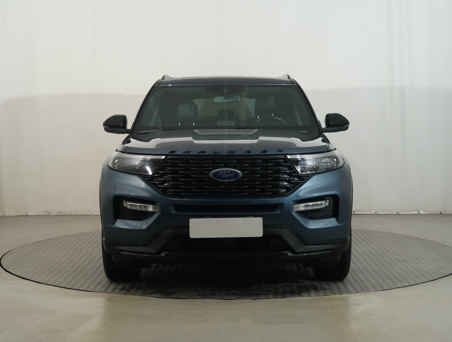 Ford Explorer - 2021