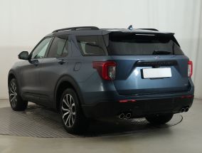 Ford Explorer - 2021