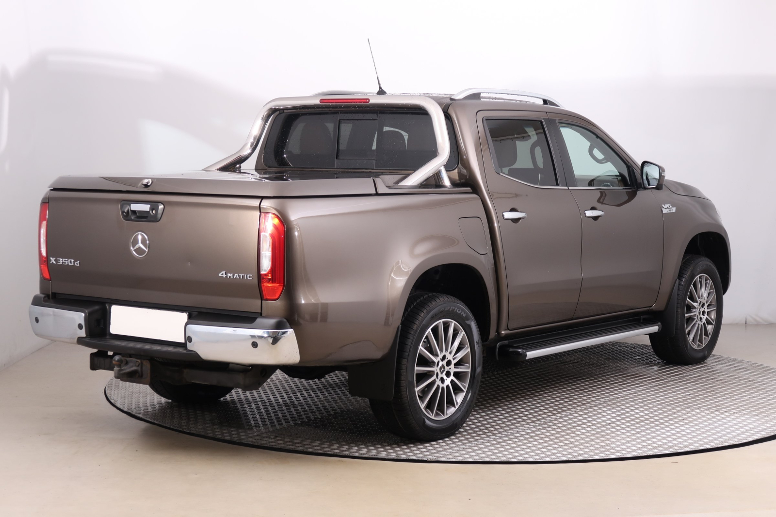 Mercedes - Benz X - 2020