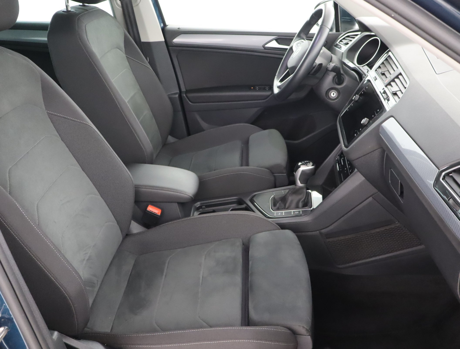 Volkswagen Tiguan - 2022